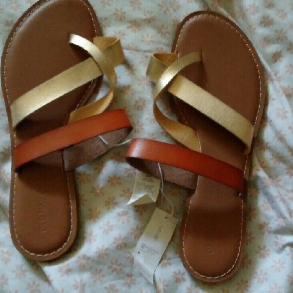 Old navy sandals